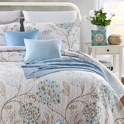 Athena Hydrangea Coverlet Set