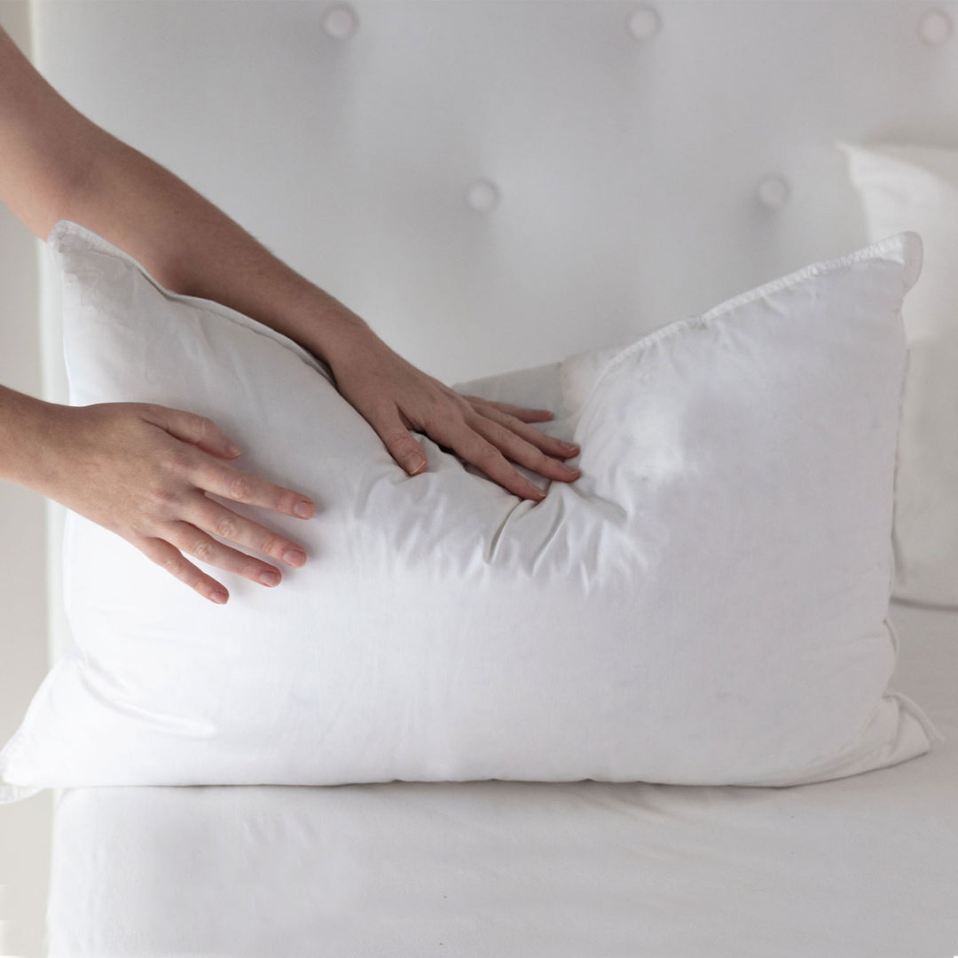 Hotel Luxury MEDIUM LOFT Pillows