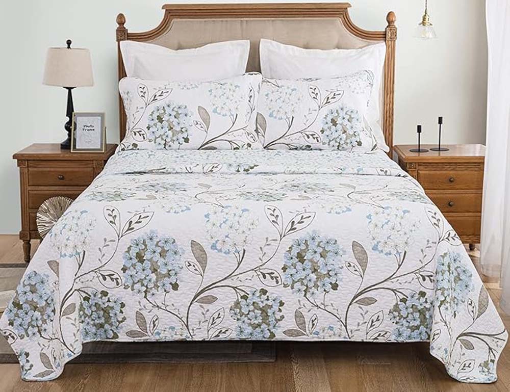 Athena Hydrangea Coverlet Set