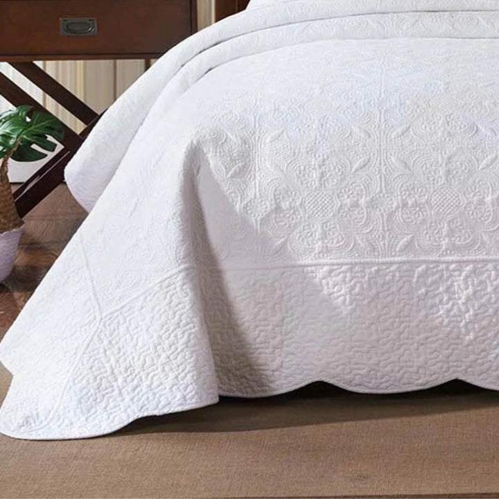 Antique White Quilted coverlet set